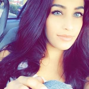 Meet your Posher, Sandra-julietta